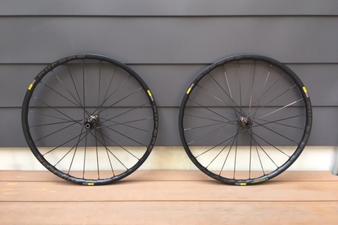 MAVIC ALLROAD ELITE DISC ROAD PLUS 入荷致しました！！