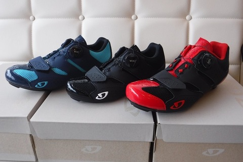 GIROシューズNEWカラー