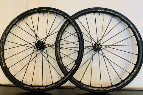両店にて MAVIC ksyrium PRO UST DISC キャンペーン