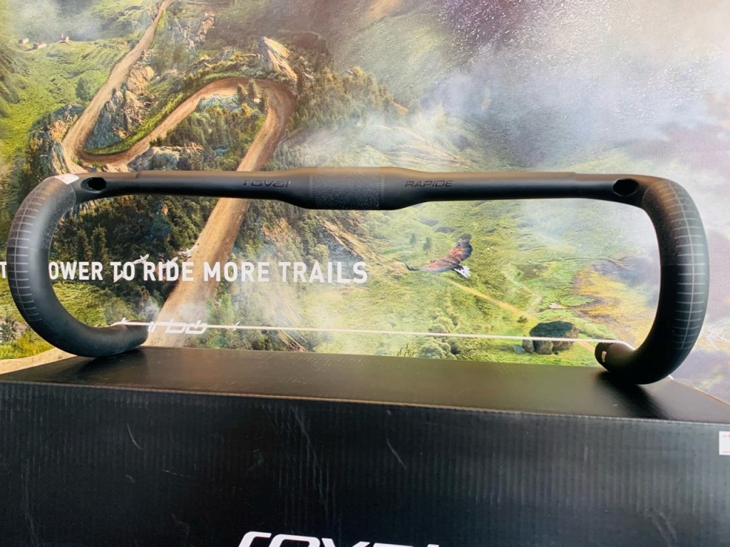 スペシャライズドROVAL RAPIDE ROAD BAR 420mm