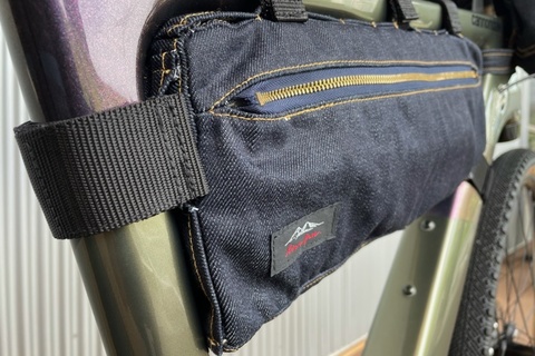 livefree FRAMEBAG 発売!!