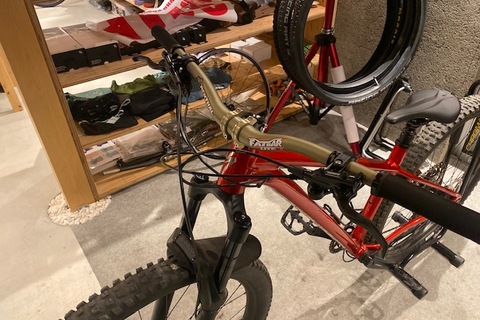 ハンドルバー交換！！RENTHAL！！