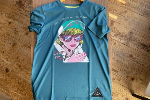 STAMP GRAPHIC RUN TEE 入荷してまいりました！！