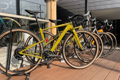 グラベルバイクといえばcannondale TOPSTONE！！ガラポンセールでいかがですか！？