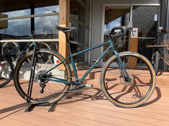 タイヤチェンジでイメージチェンジ!!kona SUTRA LTD グラベル