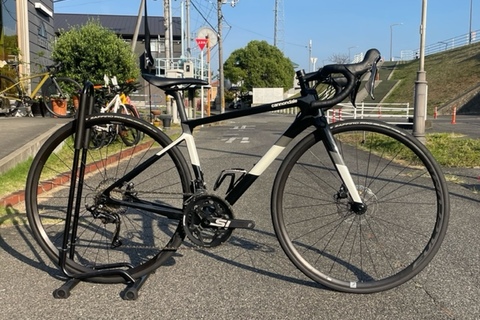 お買い得！！早い者勝ち！！cannondale SUPERSIX EVO試乗車をお得に販売いたします！！