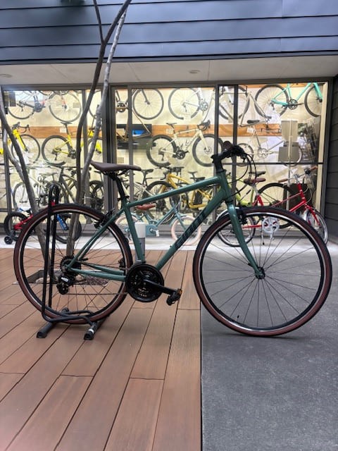 大人気！Giant Escape R3 再入荷しております | 岡山店ブログ | cycle shop Freedom｜岡山のロードバイク ...